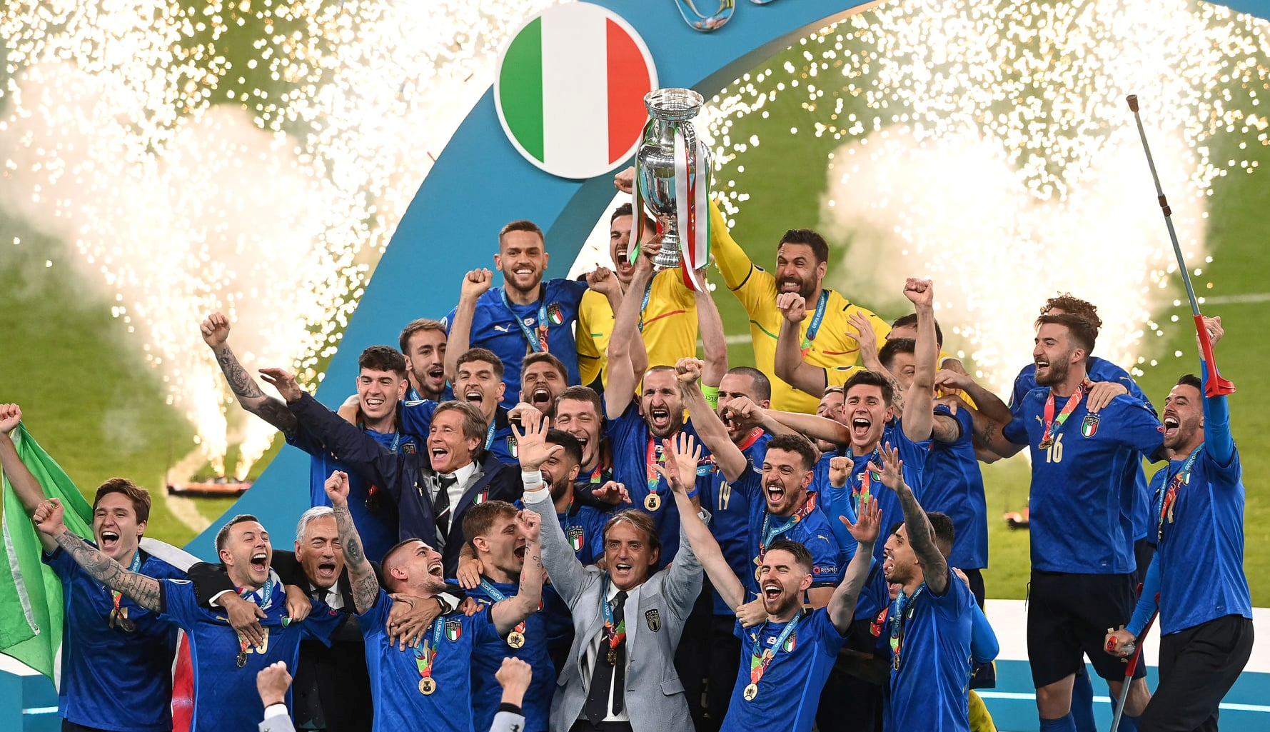 2021欧洲杯：荣耀与激情的巅峰对决